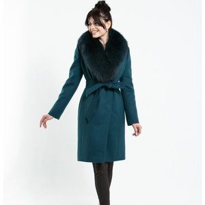 Women  Wool Coat with Natural Fur